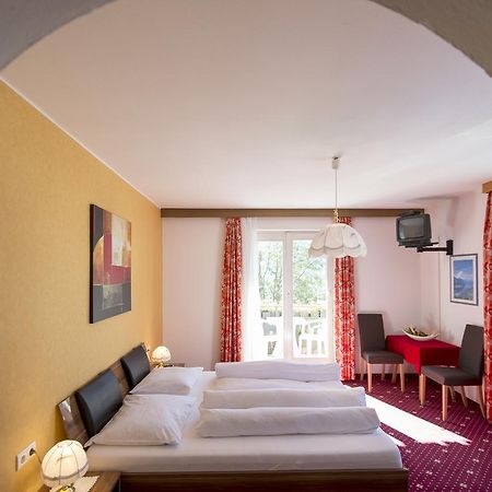 Sonnenberg Hotel Silandro Room photo